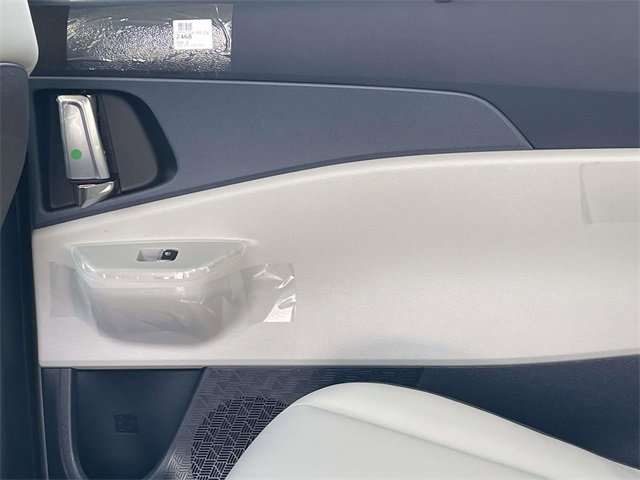 New 2026 Kia Carnival EX image 20