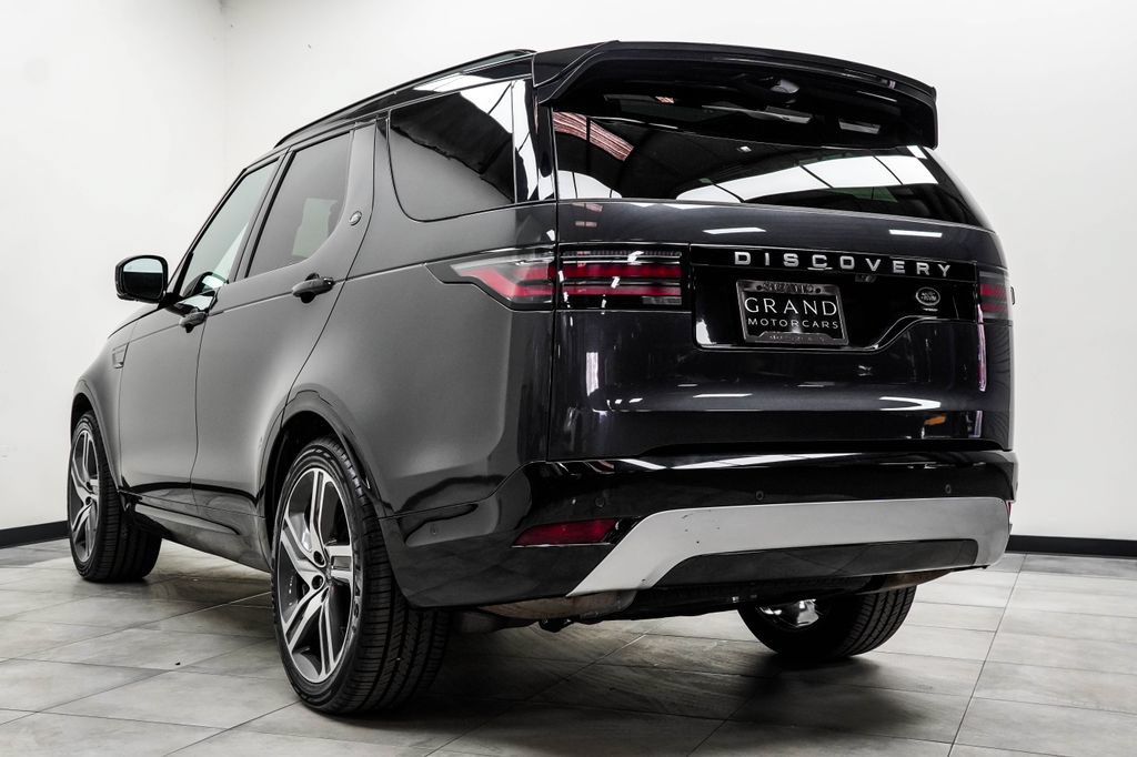 Used 2023 Land Rover Discovery Metropolitan Edition AWD/4WD image 11