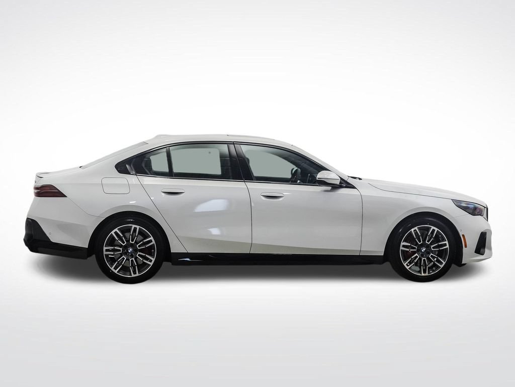 New 2027 BMW 530i xDrive w/ M Sport Package AWD/4WD image 6