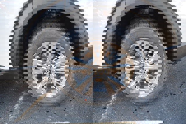 New 2026 Ford Explorer Active w/ Active Comfort Package image 4