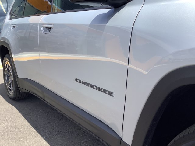 New 2026 Jeep Cherokee Laredo AWD/4WD image 40