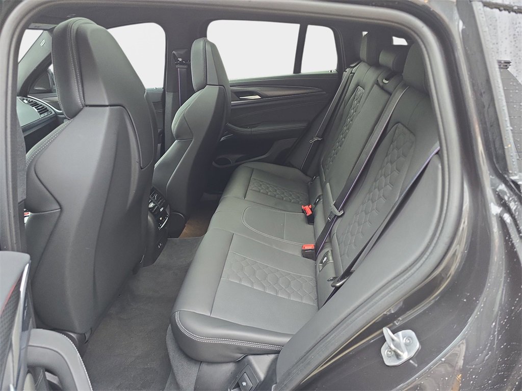 Used 2022 BMW X4 M w/ Competition Package image 18