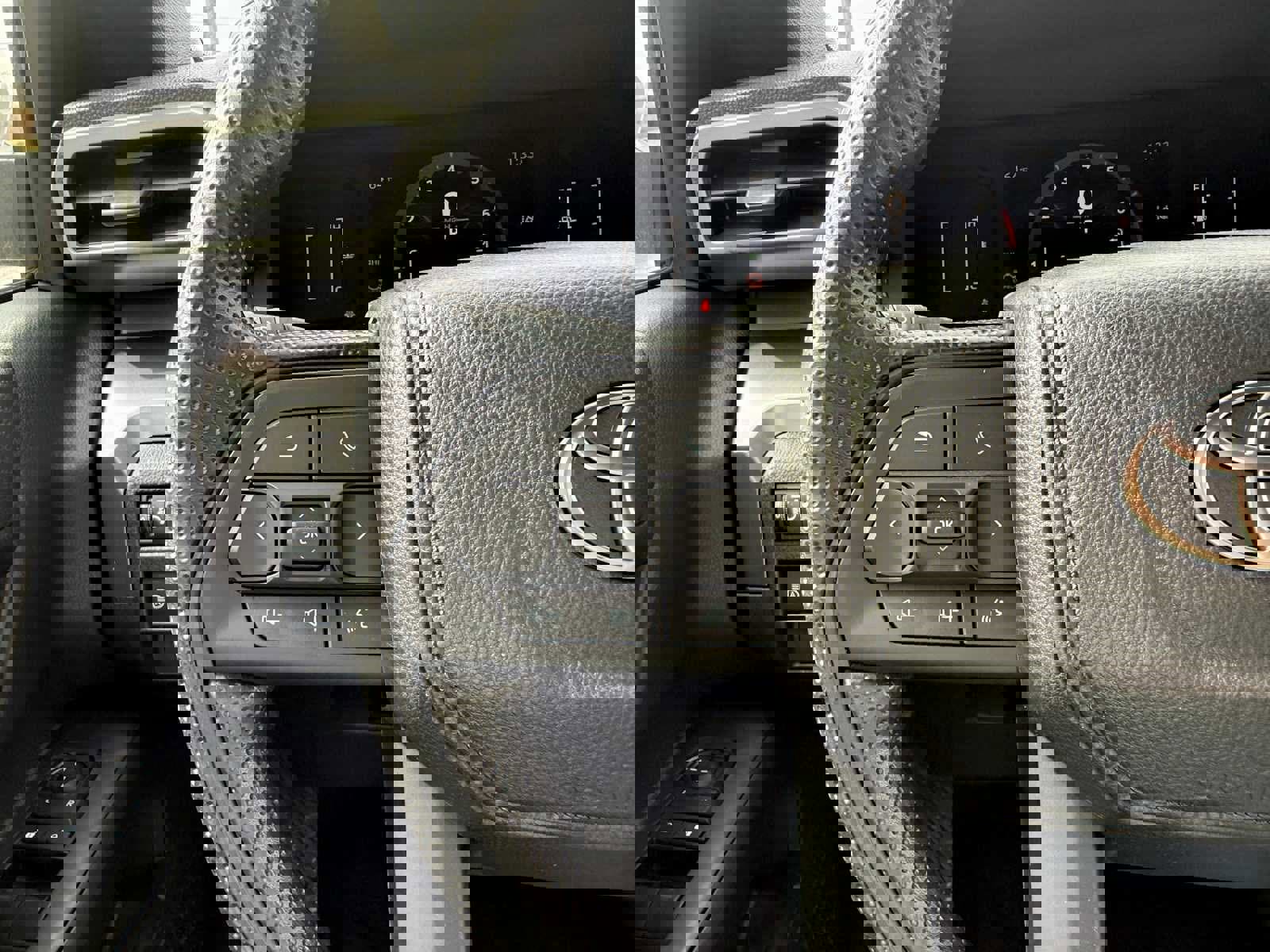 New 2026 Toyota Tacoma SR5 image 11