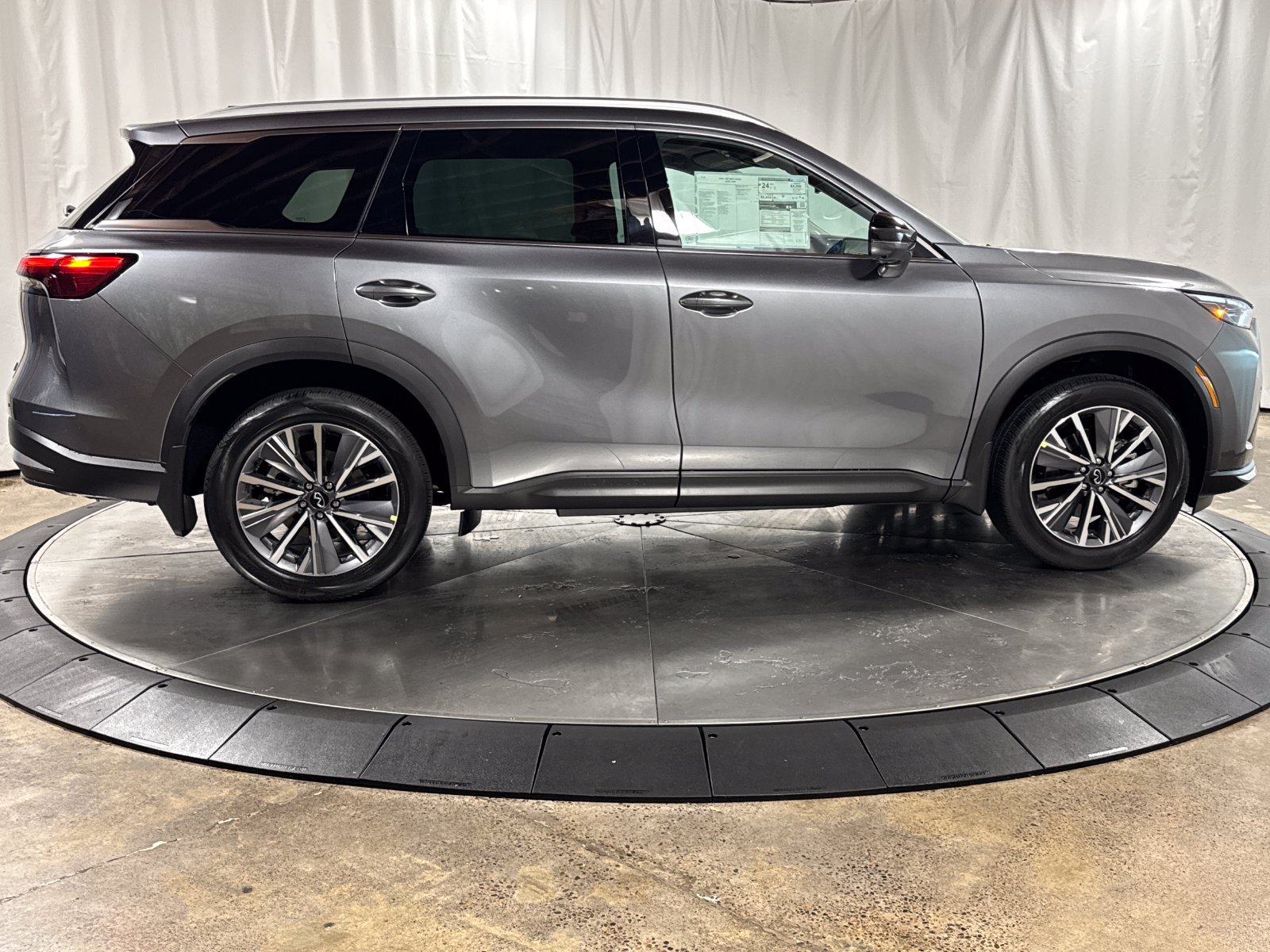 New 2027 INFINITI QX60 Luxe w/ Cargo Package AWD/4WD image 6