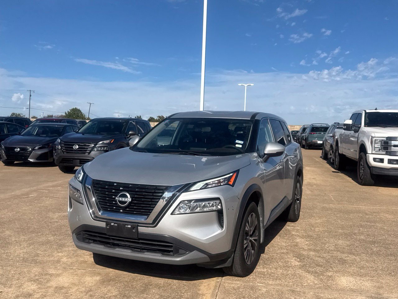 Certified 2023 Nissan Rogue SV FWD image 9