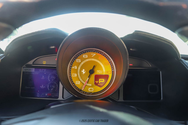 Used 2019 Ferrari Portofino image 41