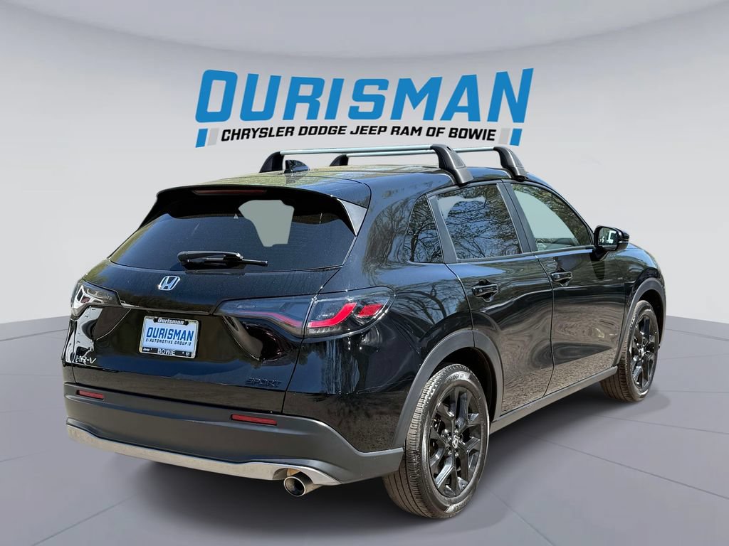 Used 2024 Honda HR-V Sport image 2