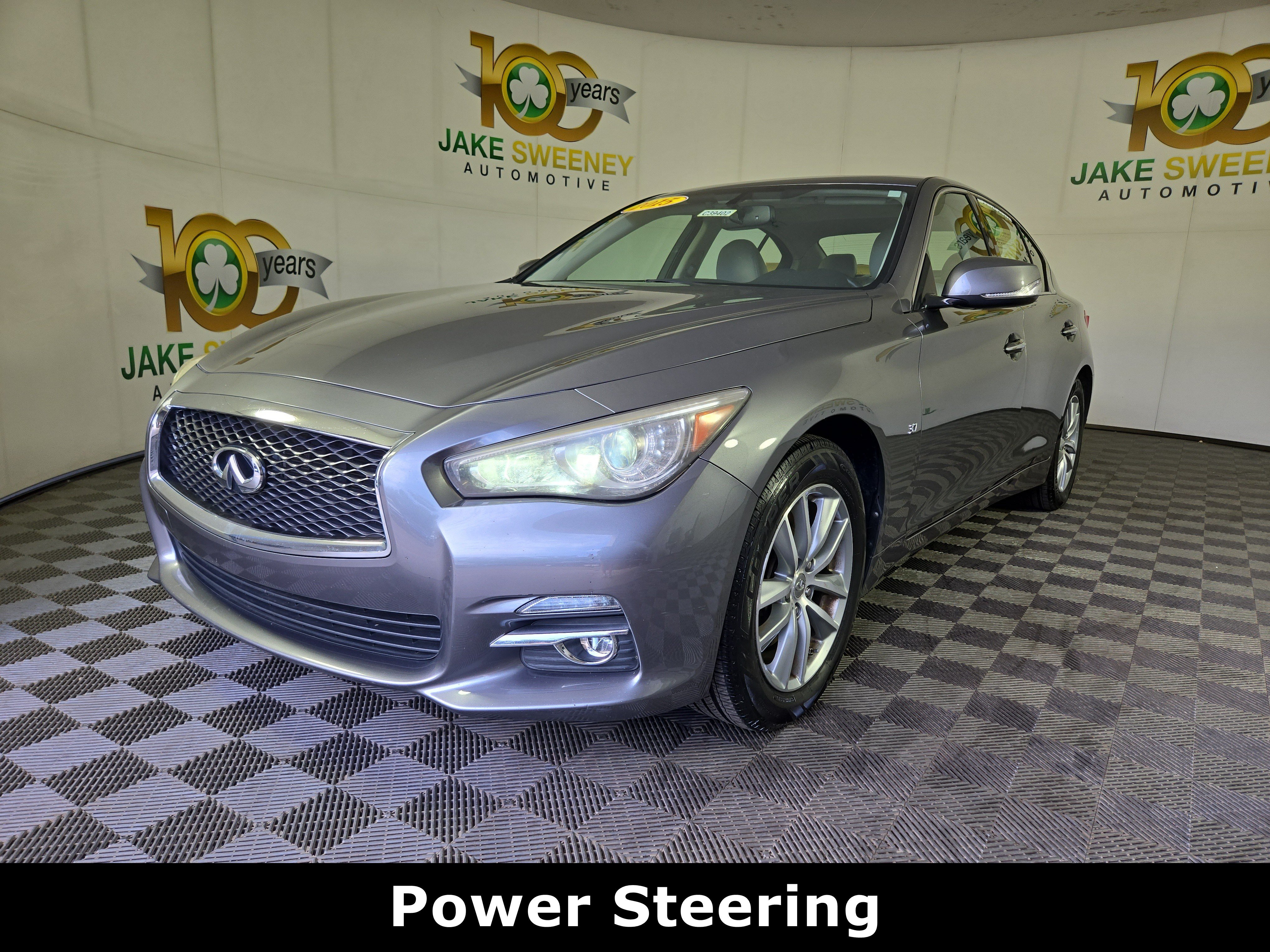Used 2015 INFINITI Q50 Premium w/ Navigation Package AWD/4WD image 4