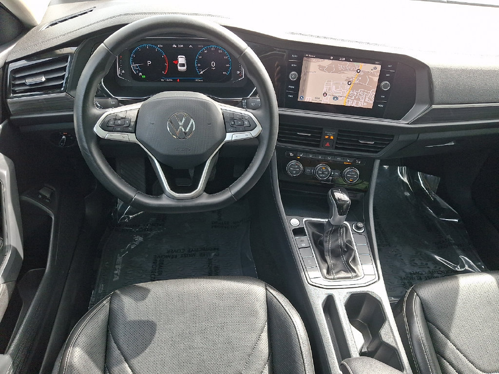 Used 2023 Volkswagen Jetta SEL FWD image 12