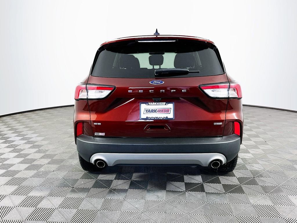 Used 2021 Ford Escape SE w/ Convenience Package image 9