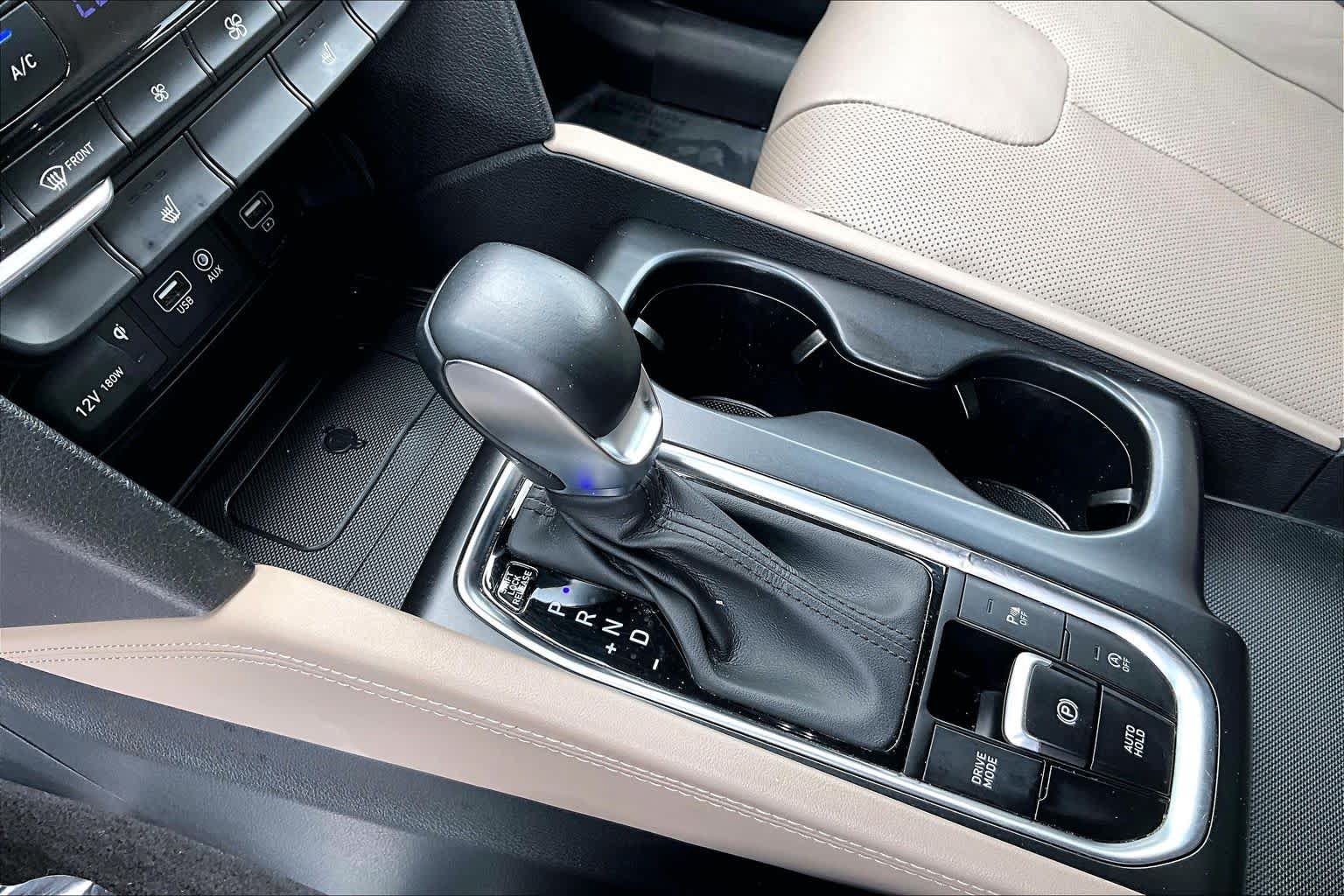 Used 2020 Hyundai Santa Fe SEL FWD image 17