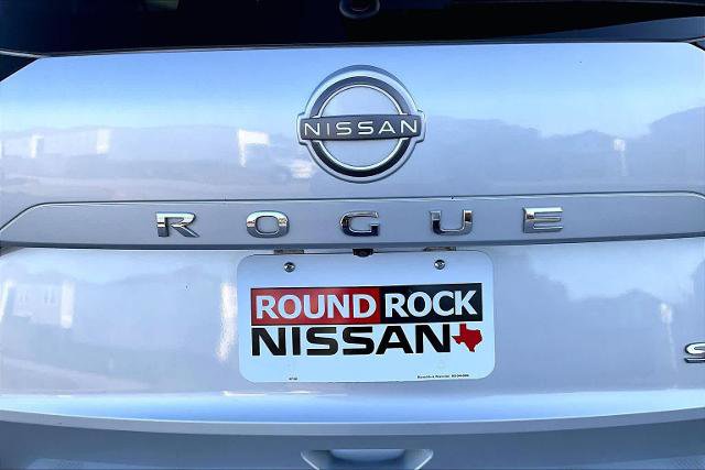 Certified 2023 Nissan Rogue SV image 10