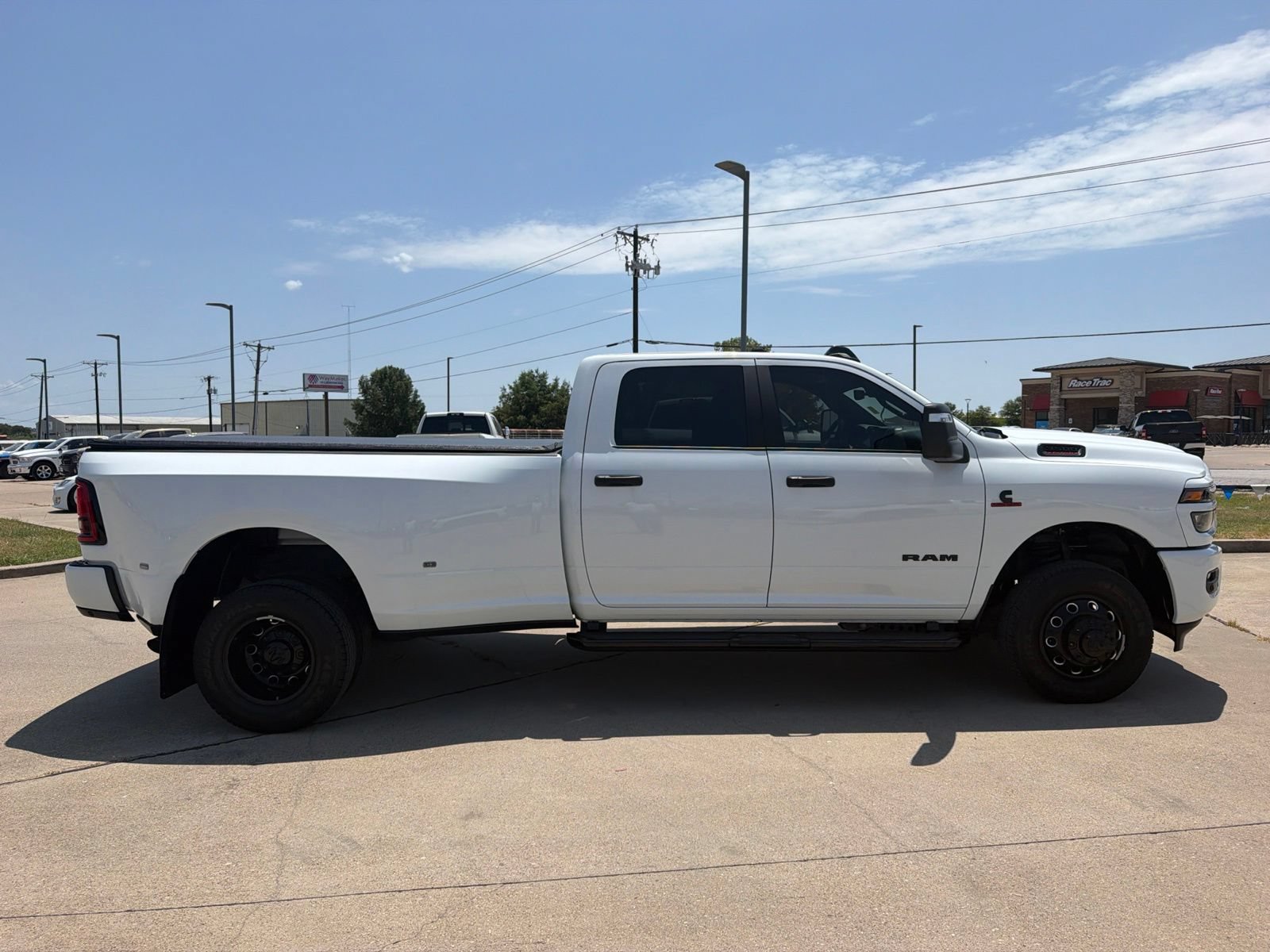 Used 2026 RAM 3500 Lone Star AWD/4WD image 4
