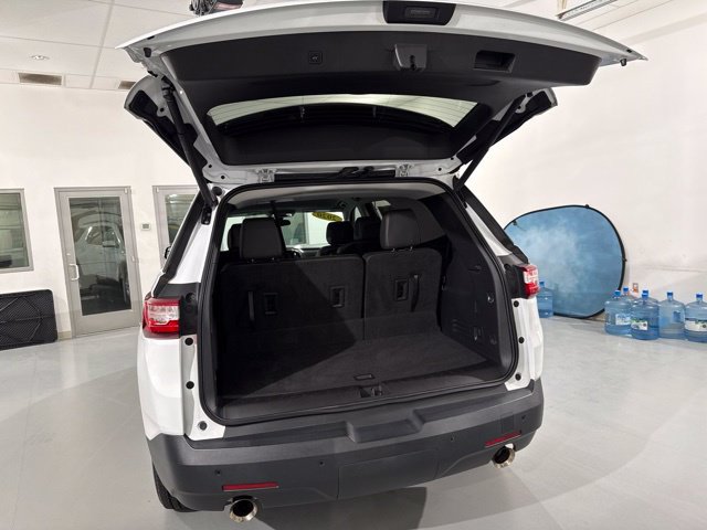Used 2020 Chevrolet Traverse LT FWD image 10