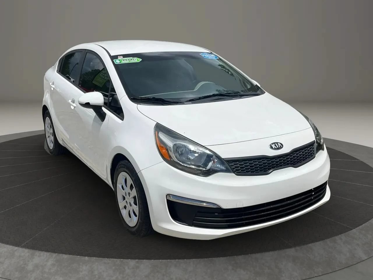 Used 2017 Kia Rio LX FWD image 1