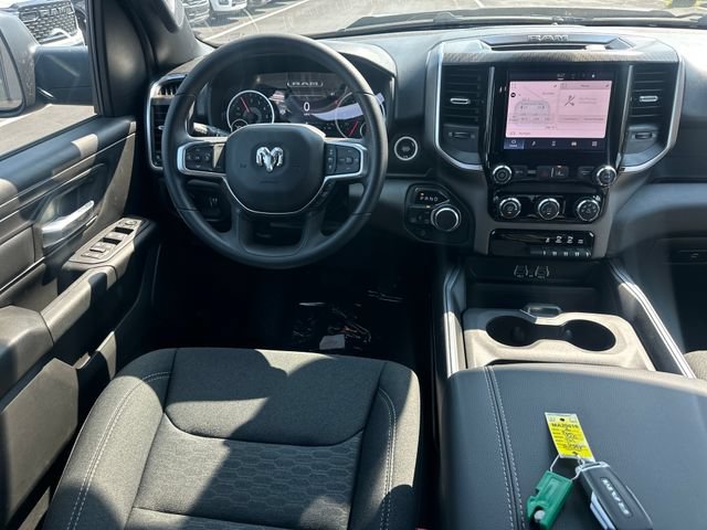 New 2026 RAM 1500 Express AWD/4WD image 16