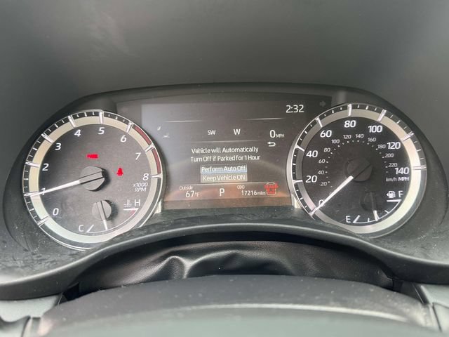 Certified 2025 Toyota Highlander XLE AWD/4WD image 30