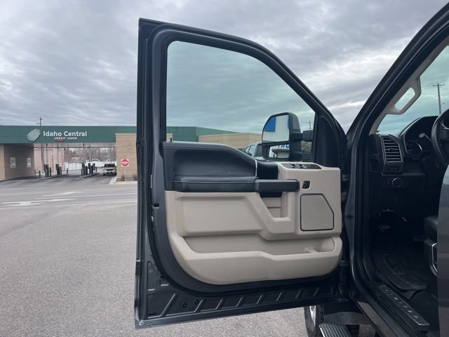 Used 2021 Ford F350 Limited AWD/4WD image 26