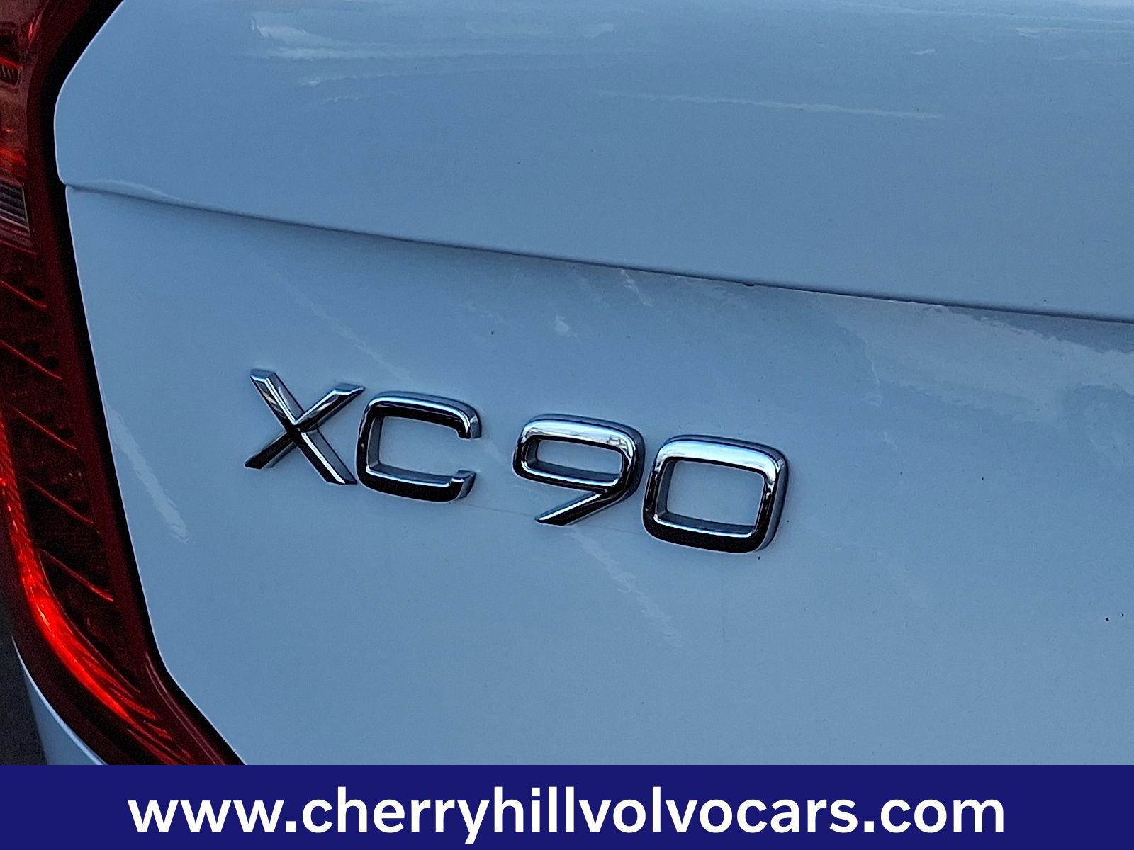 Certified 2023 Volvo XC90 B5 Plus w/ Protection Package Premier image 31