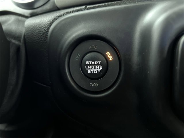 Used 2021 Jeep Gladiator Sport image 17