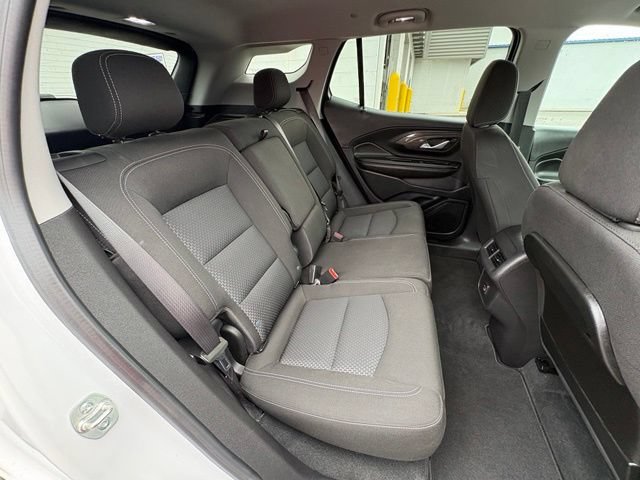 Used 2024 GMC Terrain SLE AWD/4WD image 24