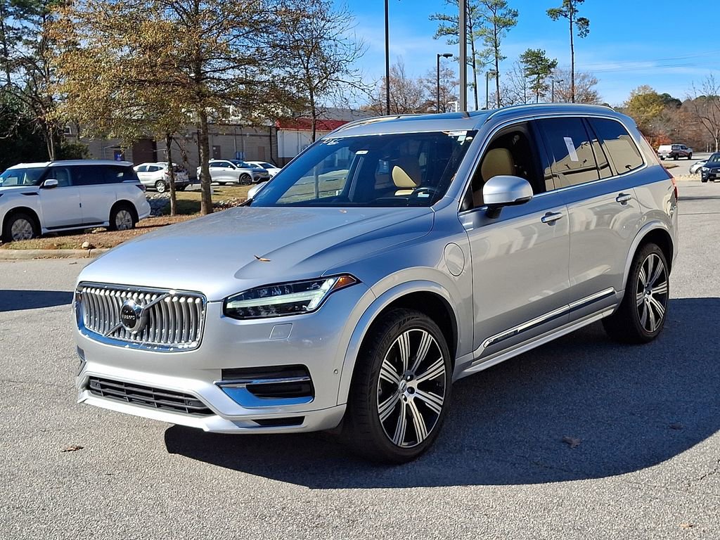 Used 2021 Volvo XC90 T8 Inscription image 3