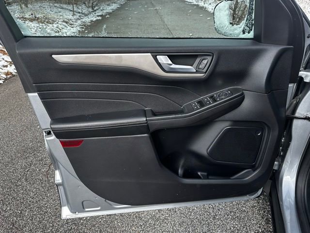 Used 2022 Ford Escape SEL AWD/4WD image 8