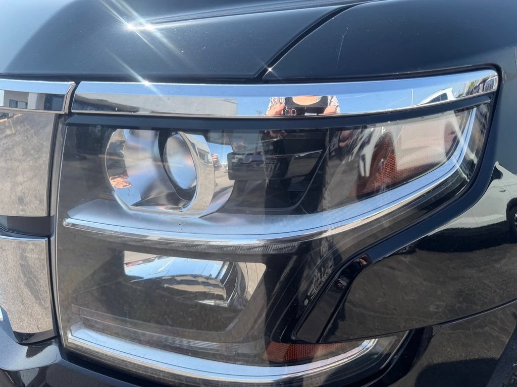 Used 2019 Chevrolet Tahoe LS AWD/4WD image 10