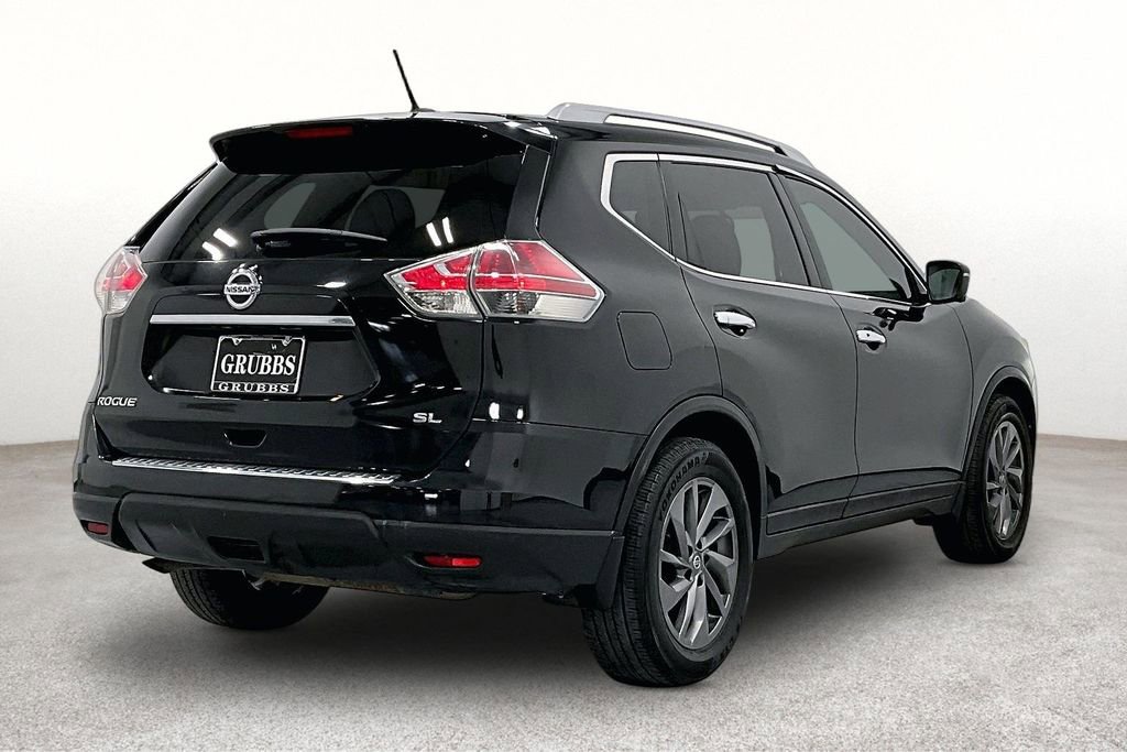 Used 2016 Nissan Rogue SL w/ SL Premium Package FWD image 2