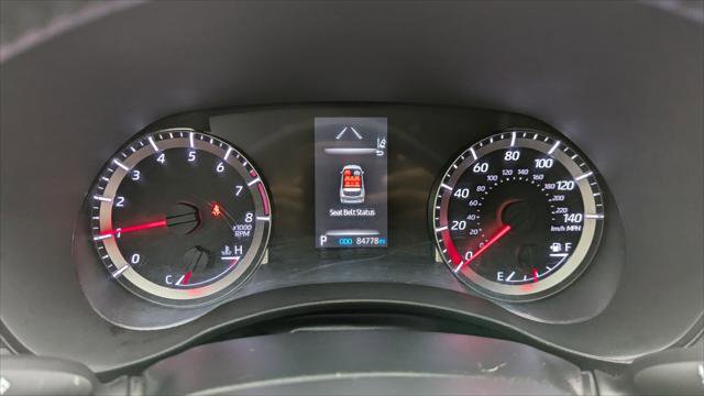 Used 2022 Toyota Highlander LE image 29