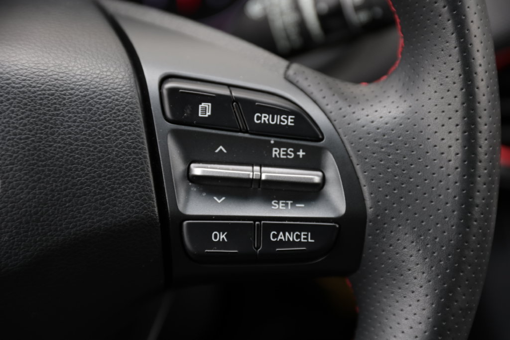Used 2019 Hyundai Kona Ultimate AWD/4WD image 17