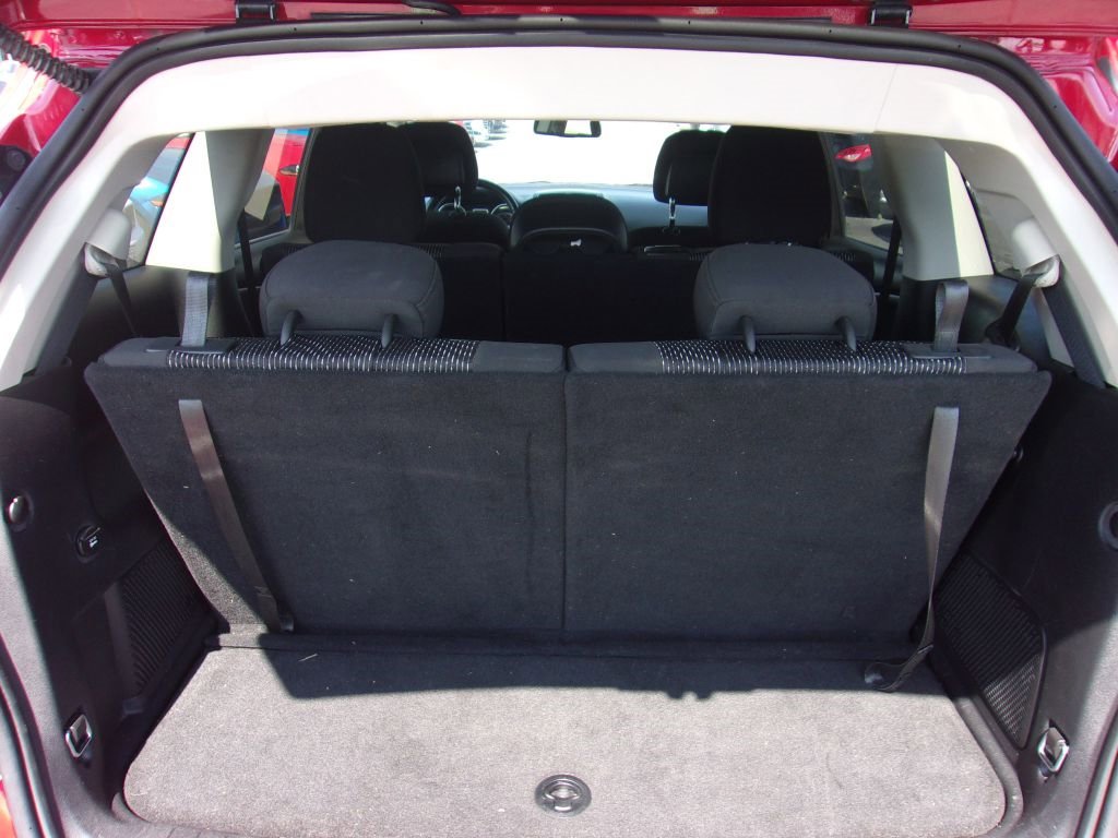 Used 2020 Dodge Journey SE w/ SE Popular Equipment Group FWD image 6