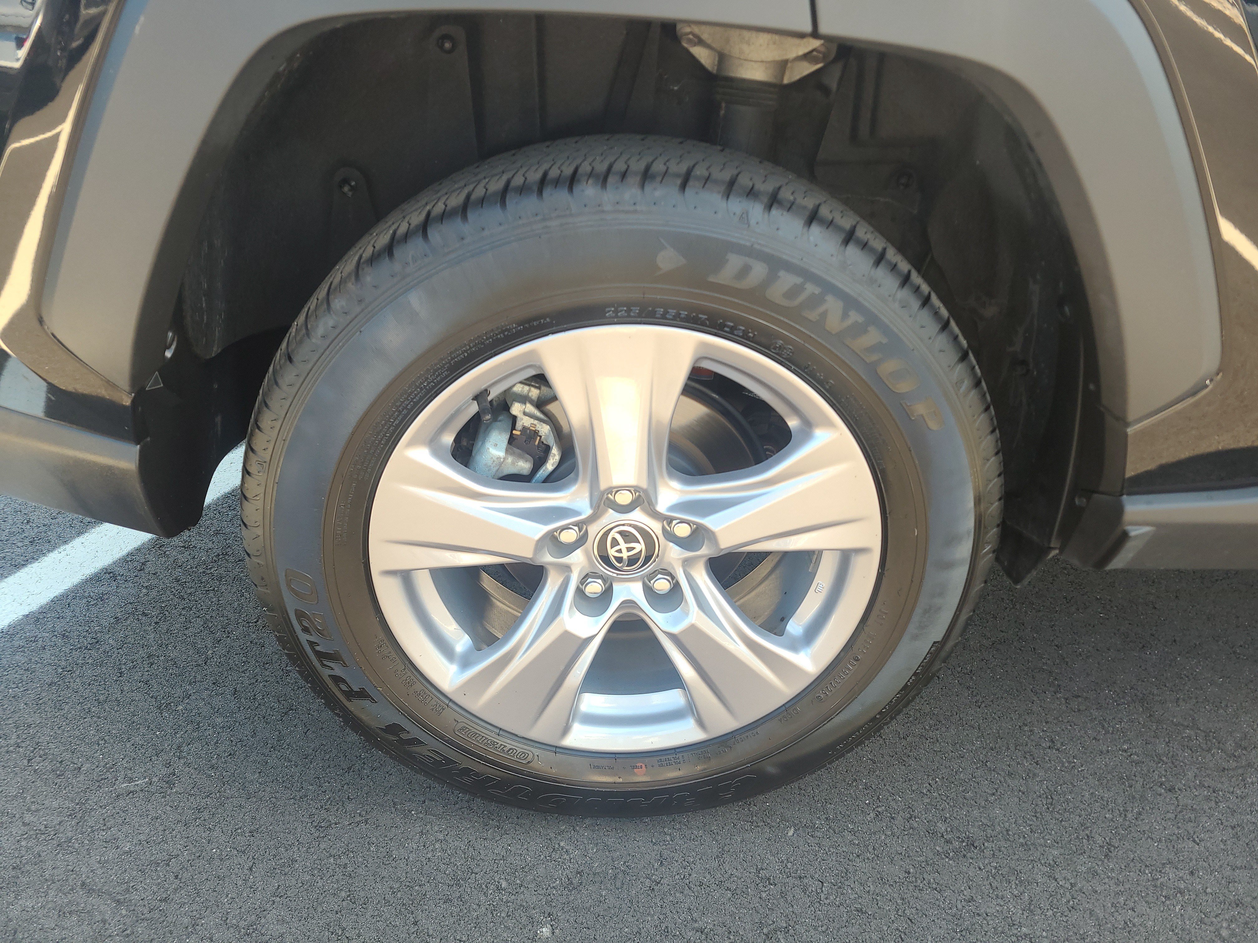 Certified 2025 Toyota RAV4 XLE AWD/4WD image 11