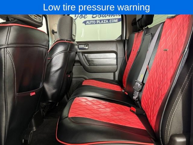 Used 2009 HUMMER H3T AWD/4WD image 14