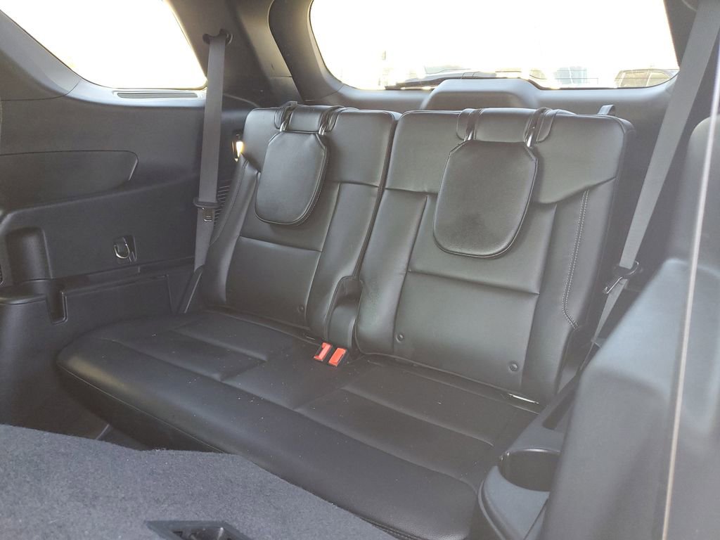 Used 2020 Ford Explorer XLT w/ Equipment Group 202A AWD/4WD image 10