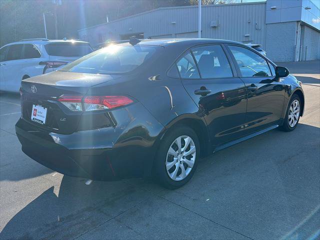 Certified 2025 Toyota Corolla LE FWD image 9