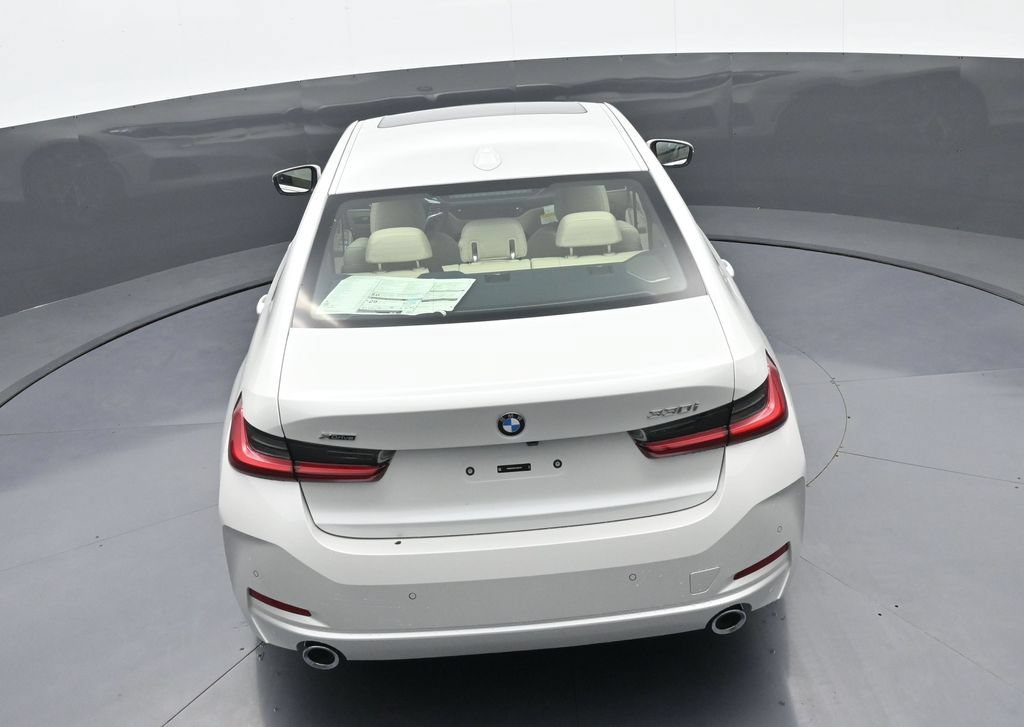 New 2026 BMW 330i xDrive Sedan w/ Premium Package AWD/4WD image 35