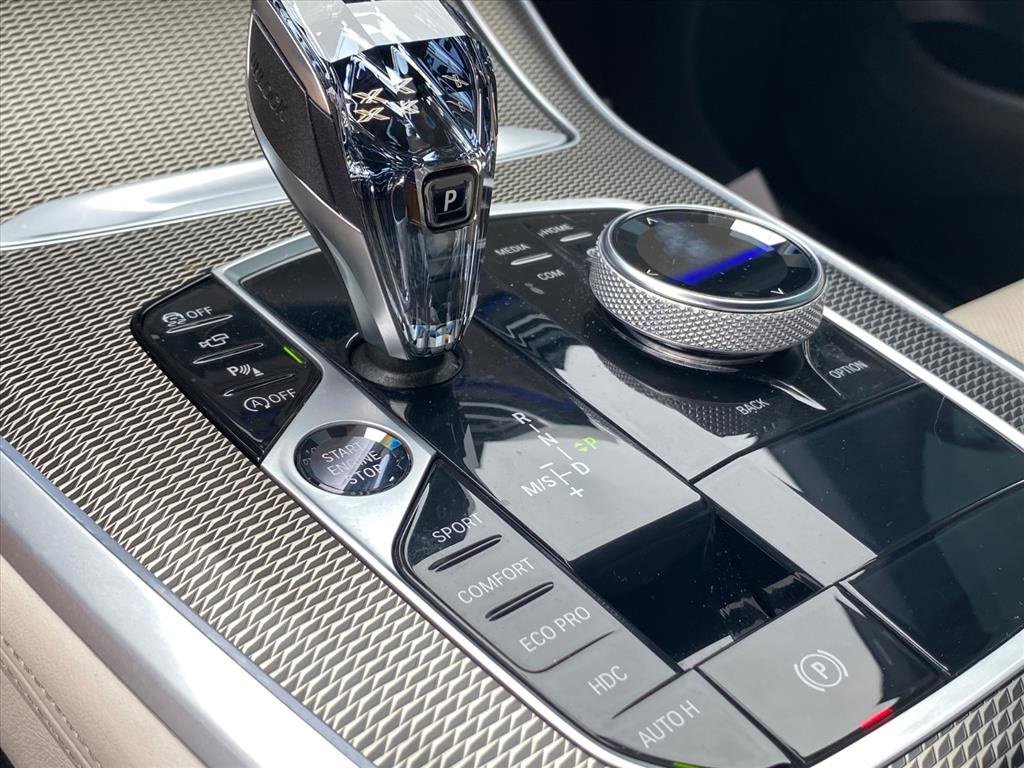 Used 2022 BMW X5 M50i w/ Executive Package image 18