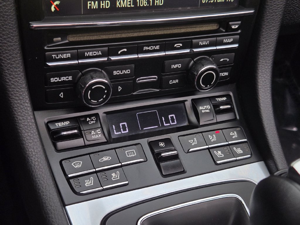 Used 2015 Porsche Boxster RWD image 20