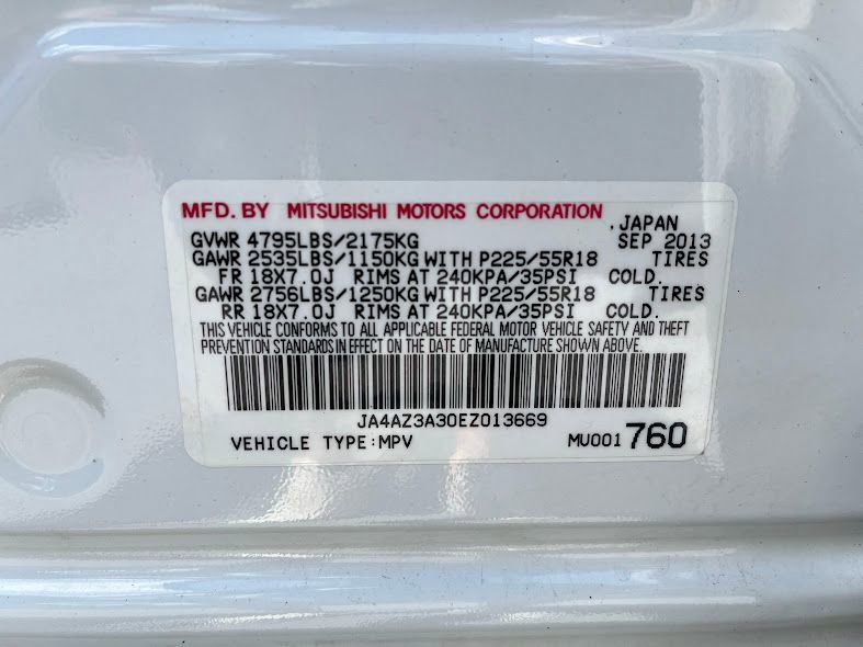 Used 2014 Mitsubishi Outlander SE AWD/4WD image 7