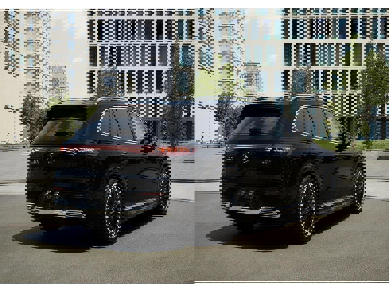 New 2026 Mercedes-Benz EQS 550 4MATIC SUV image 21