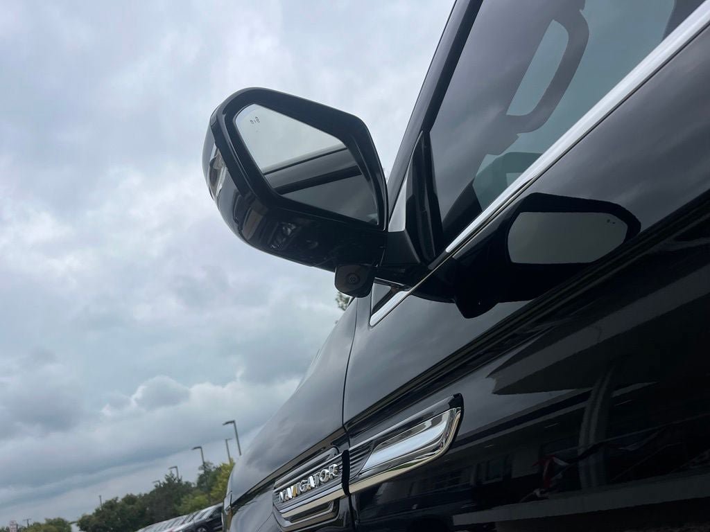 Certified 2024 Lincoln Navigator L Reserve AWD/4WD image 44