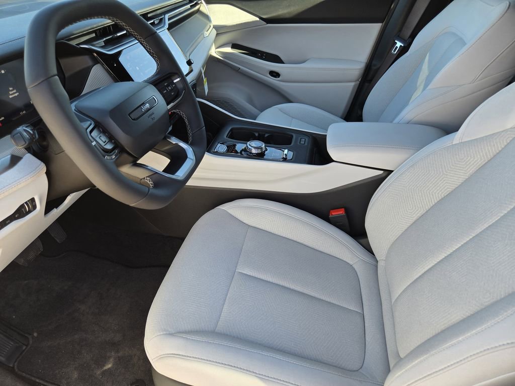 New 2026 Jeep Cherokee Laredo image 8