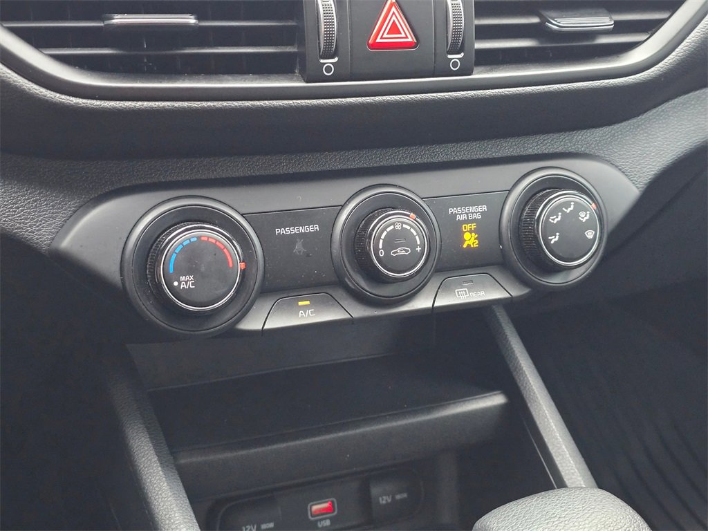 Used 2022 Kia Forte LXS image 19