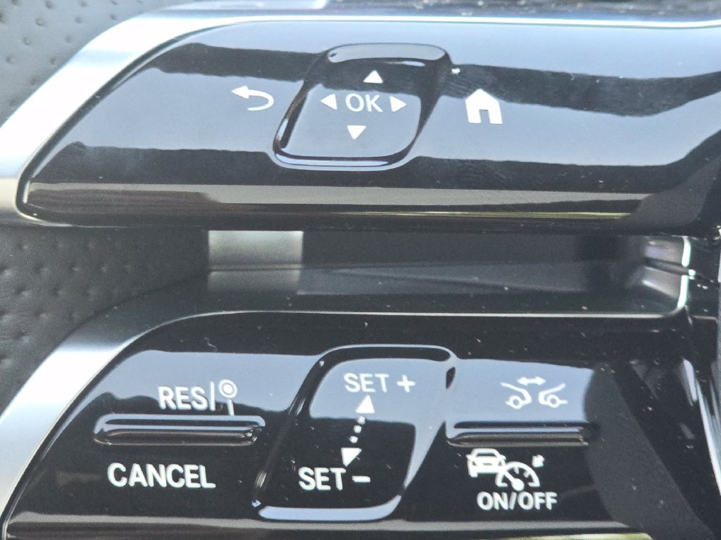 New 2026 Mercedes-Benz C 300 4MATIC Sedan image 34