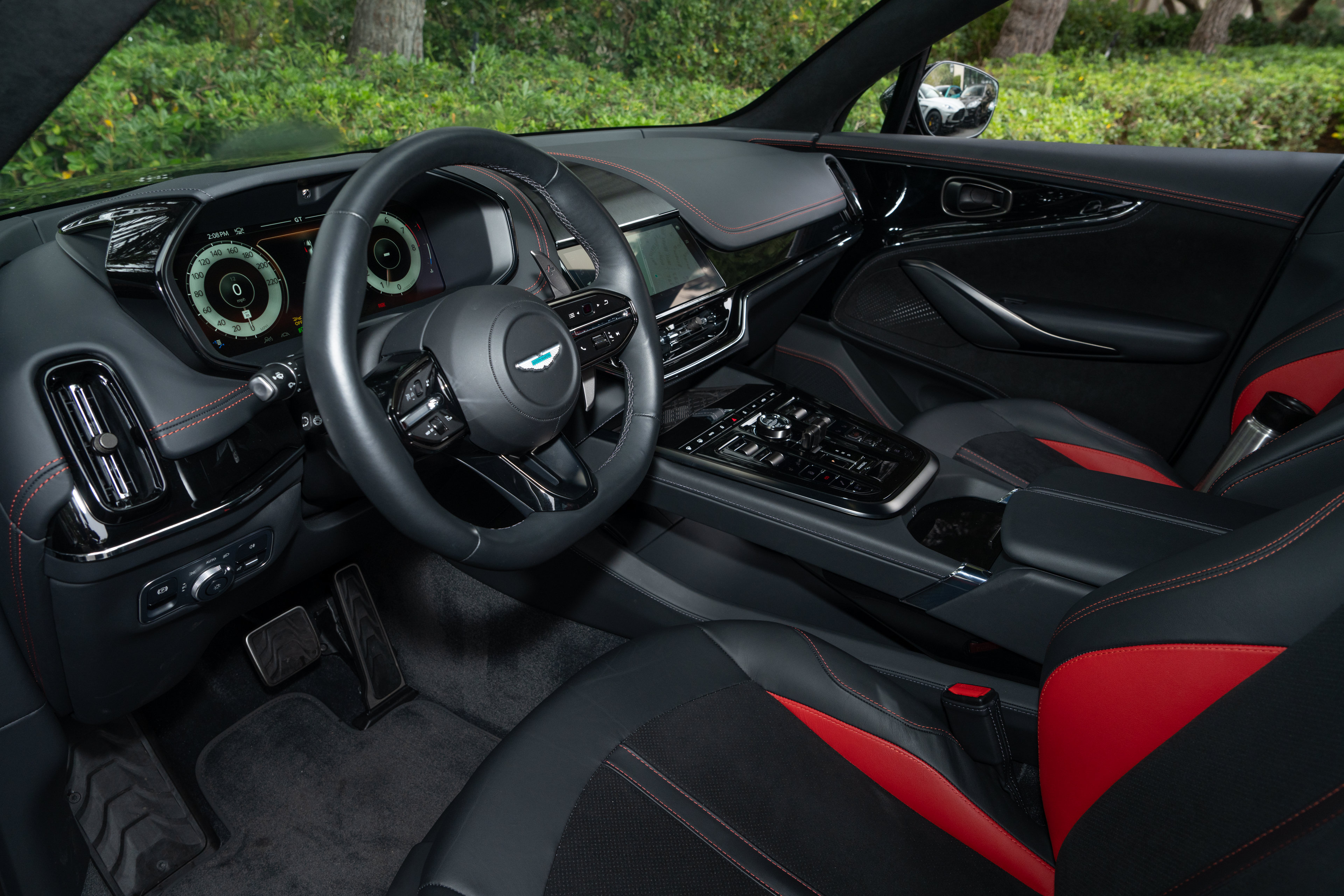 Used 2025 Aston Martin DBX 707 AWD/4WD image 13