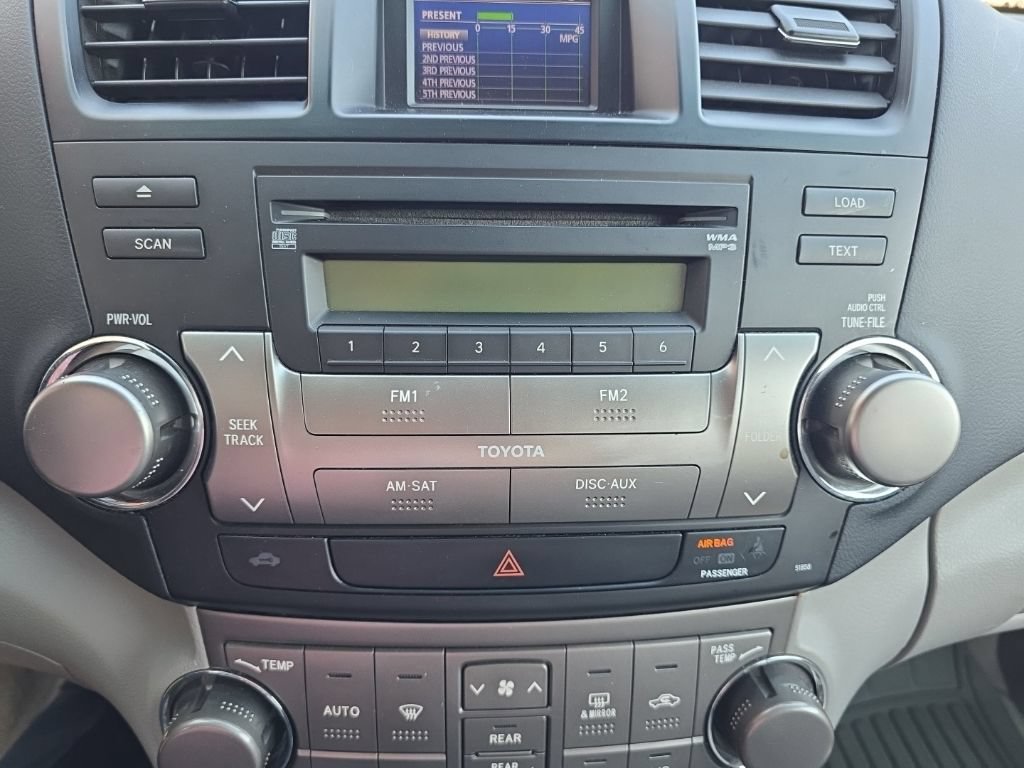 Used 2010 Toyota Highlander SE AWD/4WD image 24