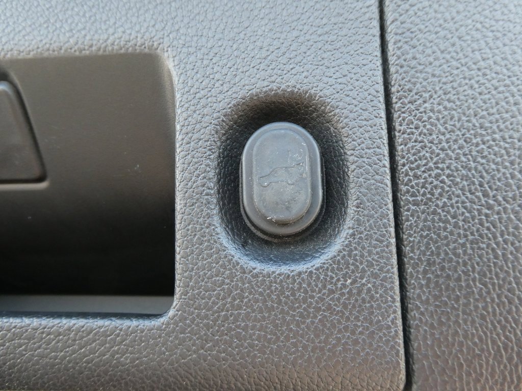 Used 2018 Chevrolet Tahoe LT image 19