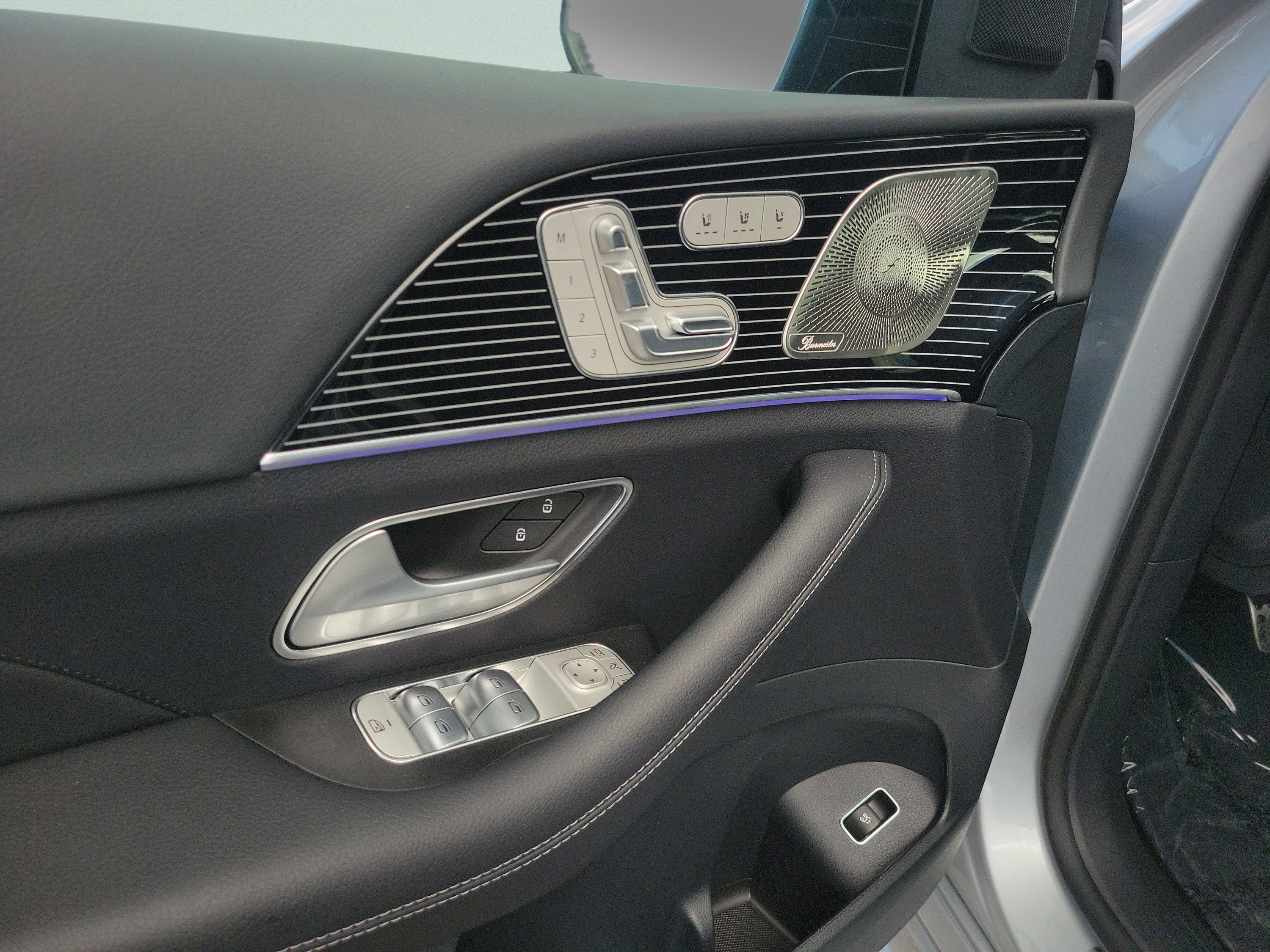 New 2026 Mercedes-Benz GLS 450 4MATIC image 16