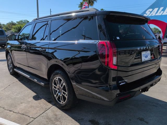 Used 2025 Ford Expedition Max Active AWD/4WD image 6